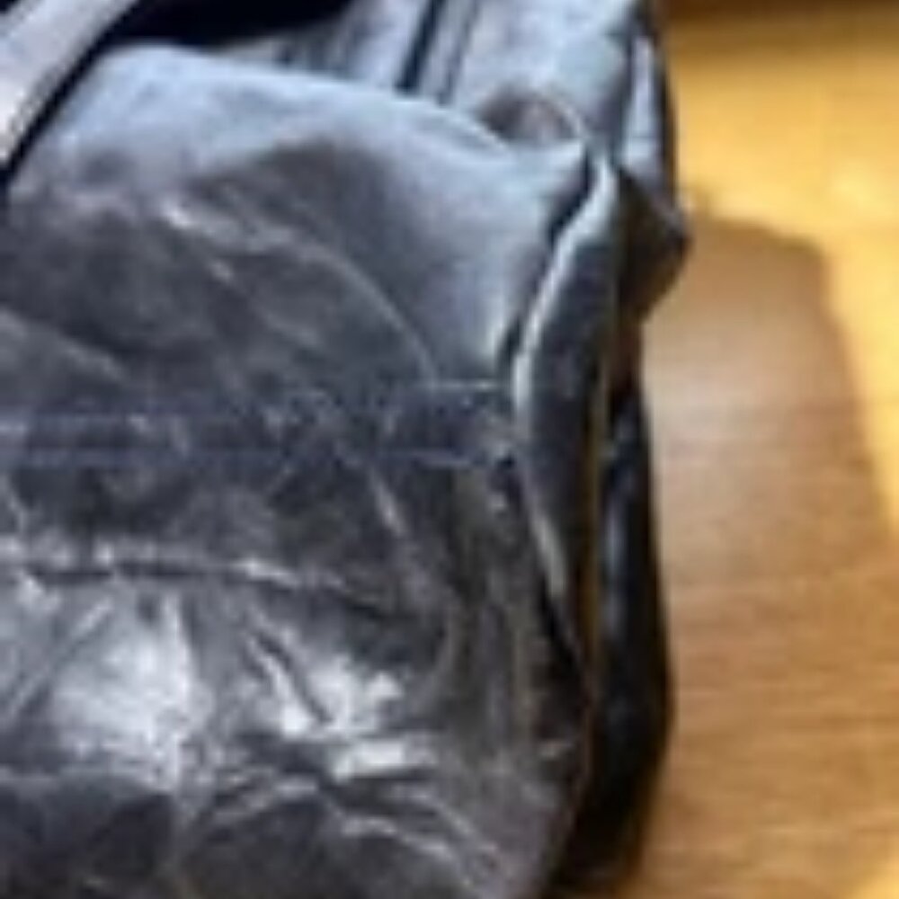 Authenticate Givenchy Pepe Black Wrinkled Sheepskin Leather Crossbody Handbag - Picture 14 of 16